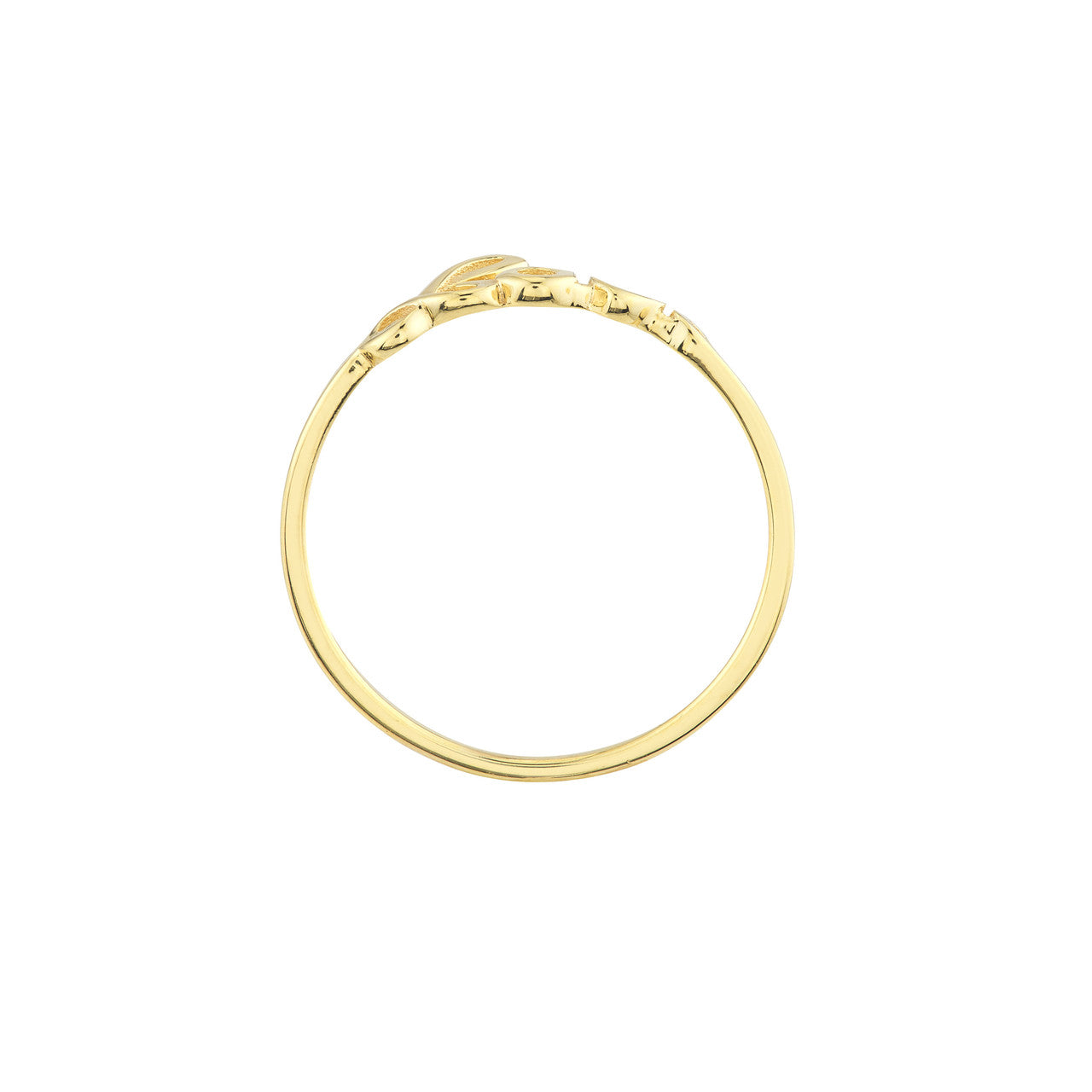 A yellow gold ring with a diamond in the middle